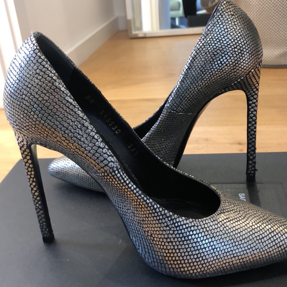 Saint Laurent Pumps